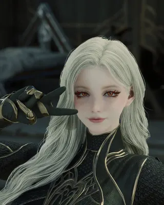 Cat-eyed Beauty (Totally not Hsin)